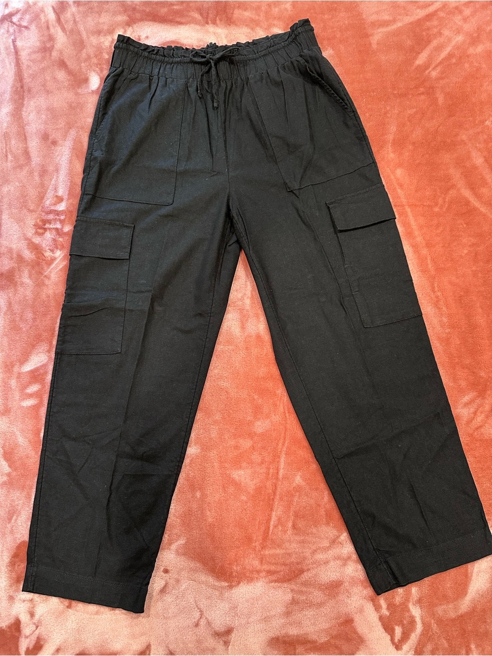Women’s linen blend cargo pants